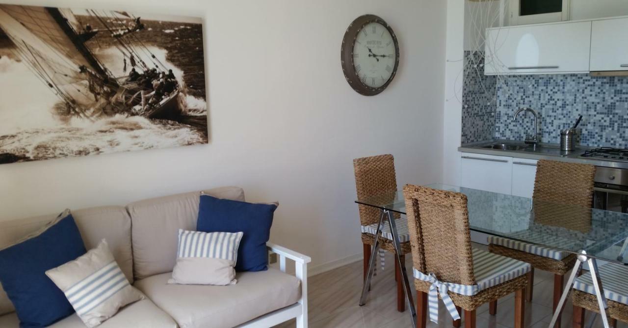 Agave Di Lerici Villa Bagian luar foto